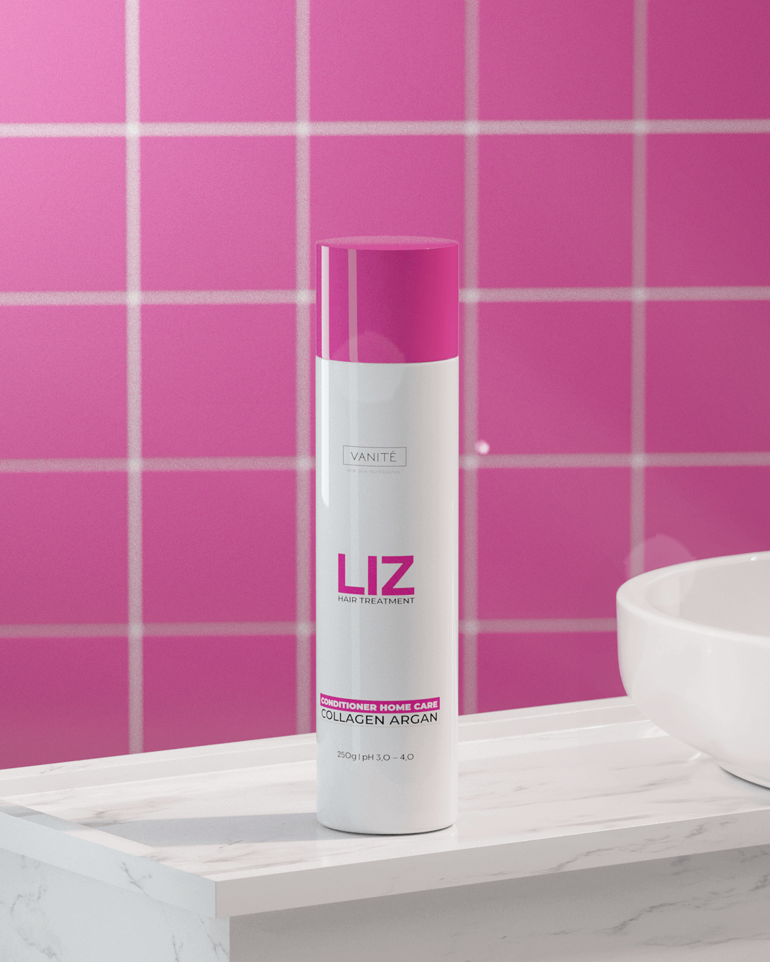 Condicionador Liz em foto oficial de ambientação com azulejos rosa